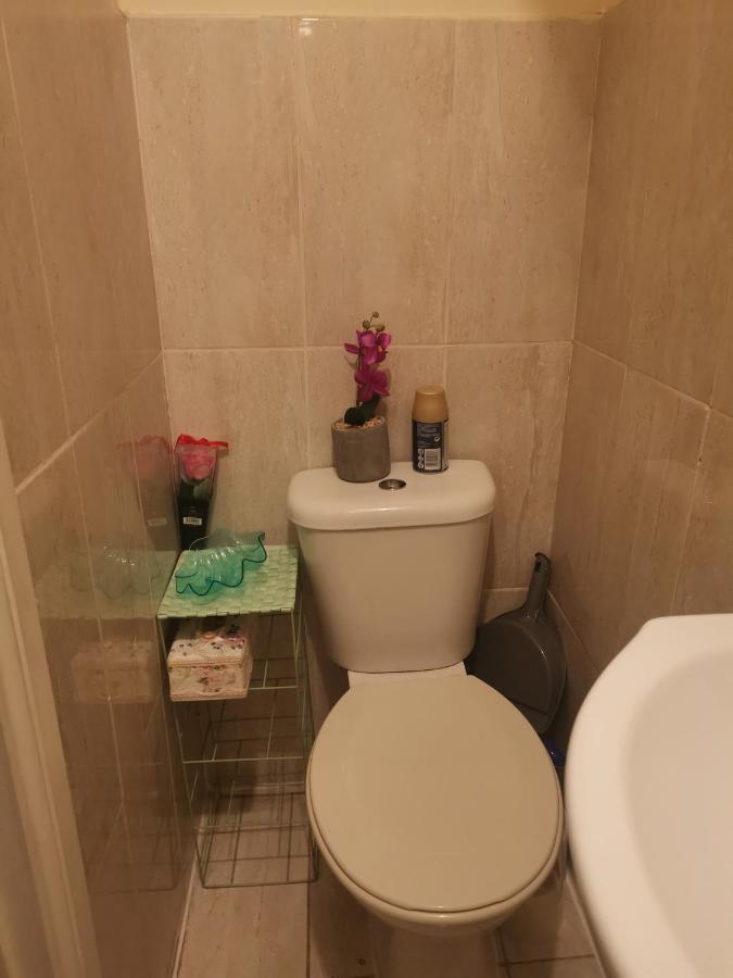 Marahanata Jadwin 1 Beautiful Apartment 1 Bedroom Flat London Eksteriør billede